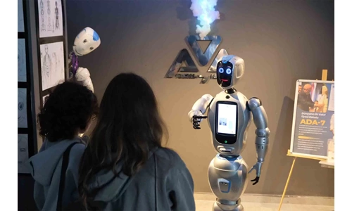 Robotlar ve Biz: Bilimsel Keşiflerden Popüler Kültüre